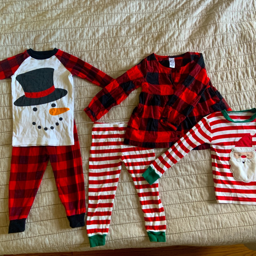 Girls 2T Holiday Bundle